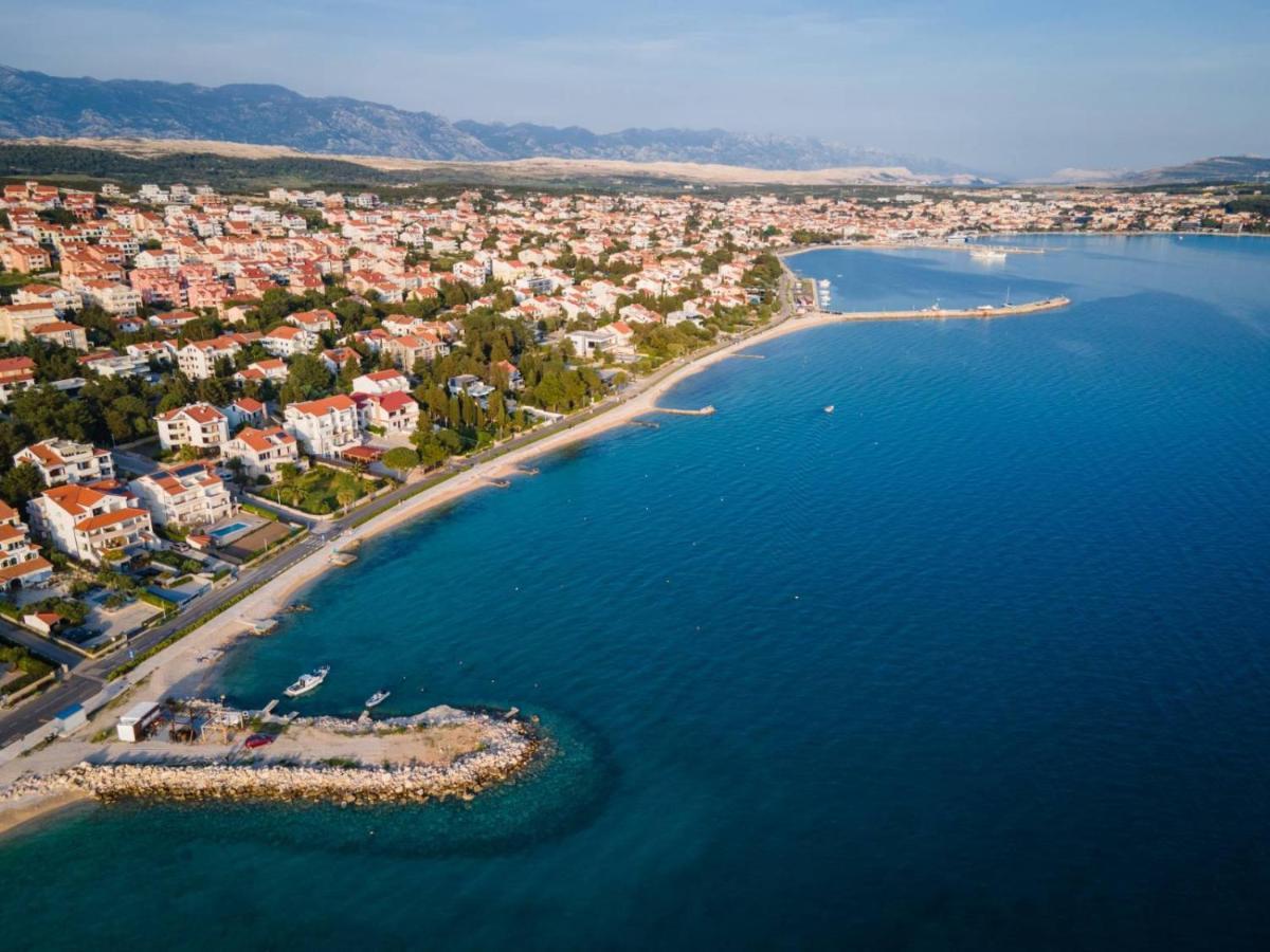 Pikulo Apartment Novalja