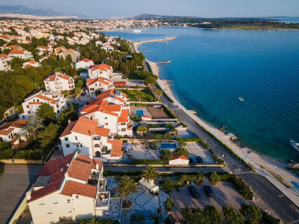Pikulo * Novalja